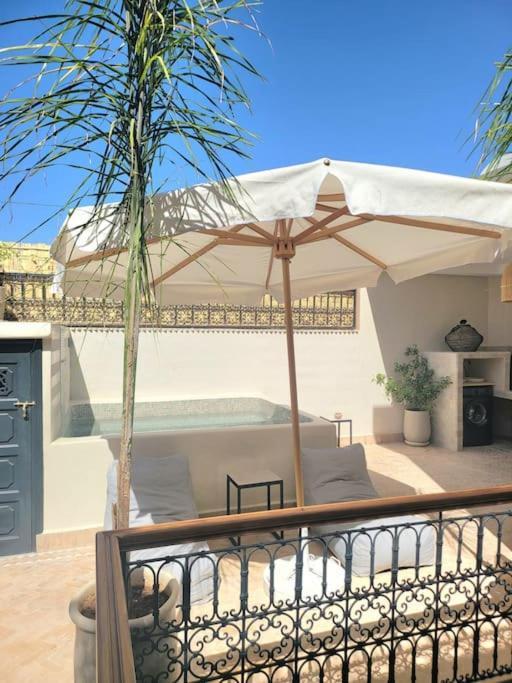 Riad Isahiac Avec Piscine En Exclusivite Marrakesh Exteriör bild