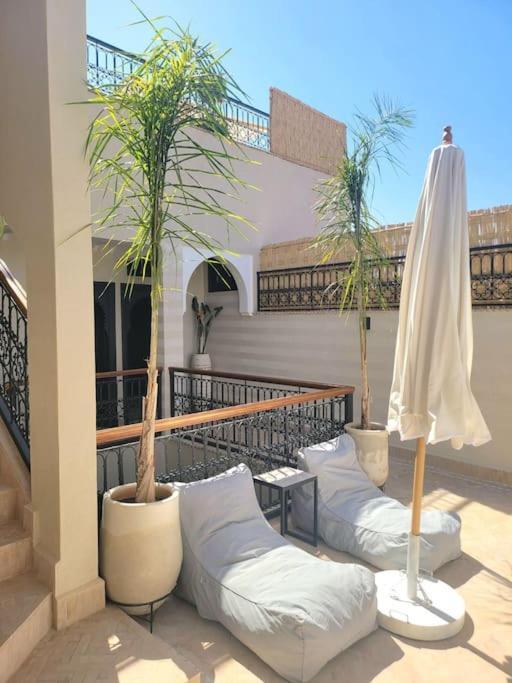 Riad Isahiac Avec Piscine En Exclusivite Marrakesh Exteriör bild