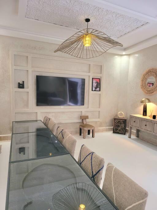Riad Isahiac Avec Piscine En Exclusivite Marrakesh Exteriör bild