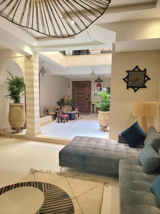 Riad Isahiac Avec Piscine En Exclusivite Marrakesh Exteriör bild